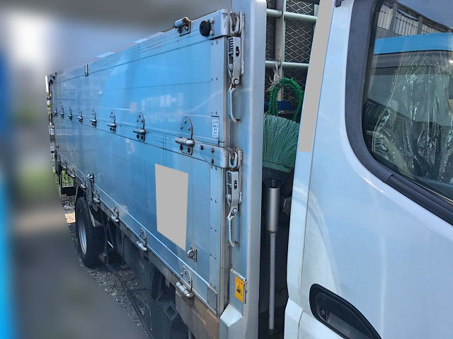 三菱ふそうキャンターアルミブロック小型（2t・3t）[写真08]