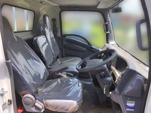 いすゞエルフ平ボディ小型（2t・3t）[写真19]