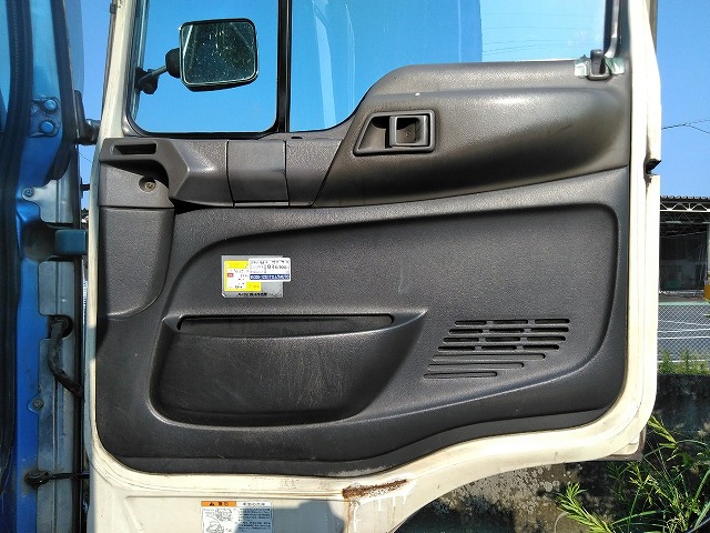 日野プロフィアダンプ大型（10t）[写真29]