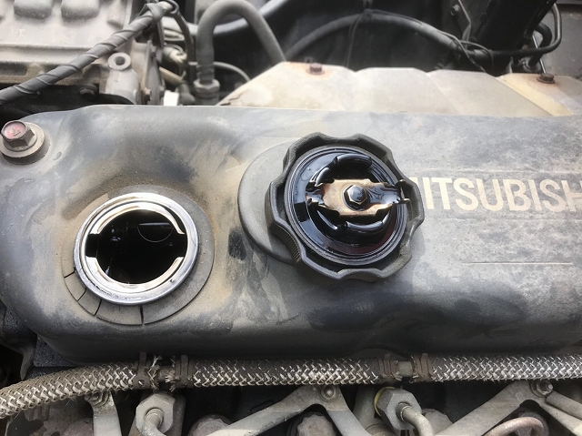 三菱ふそうキャンターダンプ・クレーン付小型（2t・3t）[写真17]