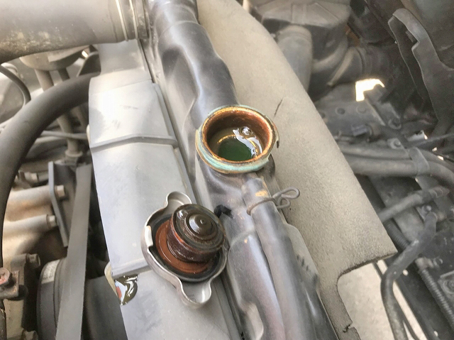 三菱ふそうキャンターダンプ・クレーン付小型（2t・3t）[写真18]