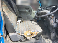 三菱ふそうキャンターダンプ・クレーン付小型（2t・3t）[写真21]