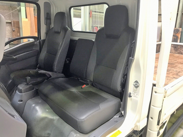 いすゞエルフ平ボディ小型（2t・3t）[写真26]