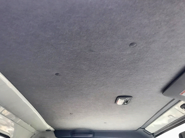 いすゞエルフ平ボディ小型（2t・3t）[写真28]