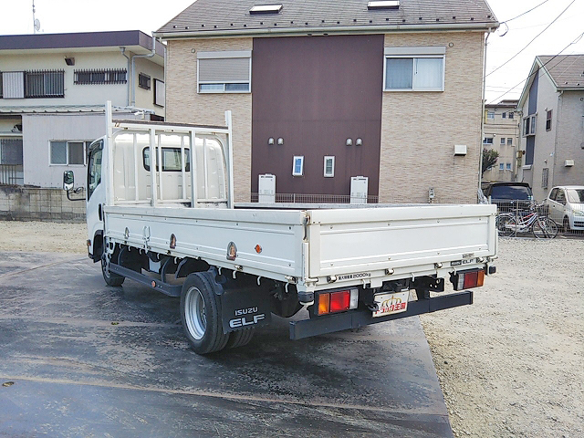 いすゞエルフ平ボディ小型（2t・3t）[写真04]