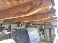 いすゞエルフ平ボディ小型（2t・3t）[写真11]