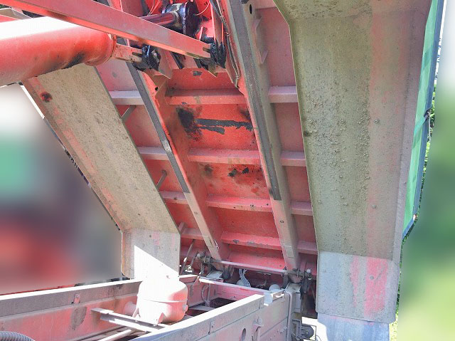 三菱ふそうスーパーグレートダンプ大型（10t）[写真15]