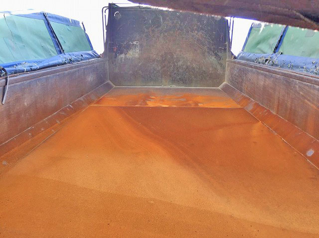 三菱ふそうスーパーグレートダンプ大型（10t）[写真09]