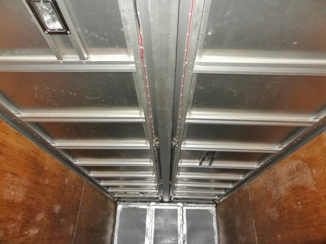 日野レンジャーアルミウイング中型（4t）[写真12]