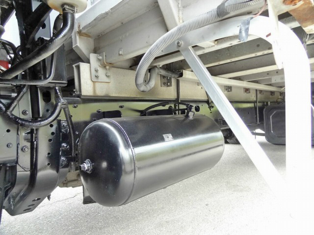 日野レンジャーアルミウイング中型（4t）[写真20]