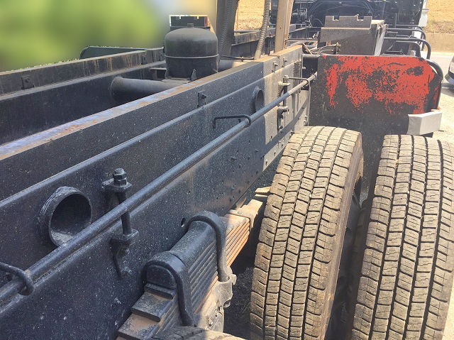 いすゞギガ深ダンプ（土砂禁ダンプ）大型（10t）[写真16]