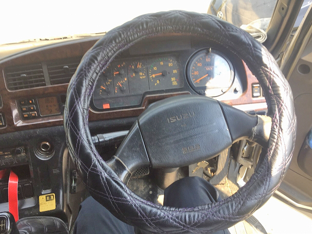 いすゞギガ深ダンプ（土砂禁ダンプ）大型（10t）[写真21]