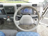 三菱ふそうキャンター保冷バン小型（2t・3t）[写真24]