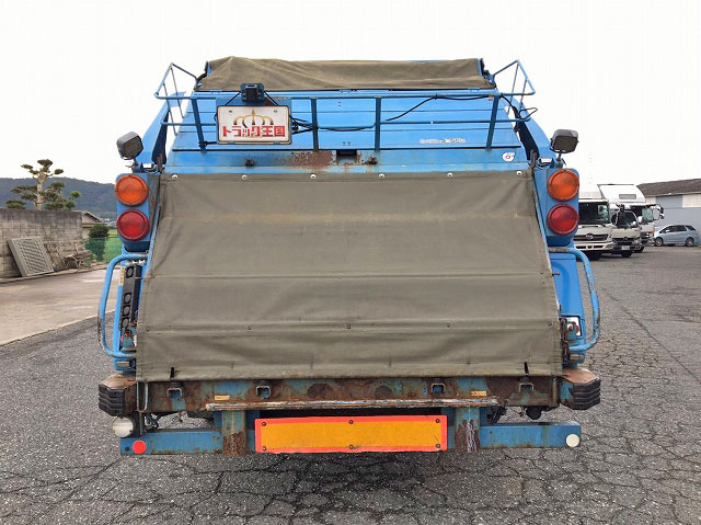 いすゞエルフパッカー車（塵芥車）小型（2t・3t）[写真09]