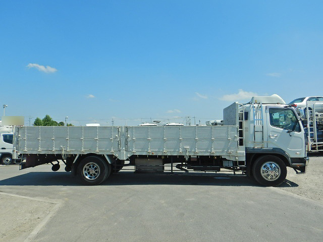 三菱ふそうファイター平ボディ増トン（6t・8t）[写真04]