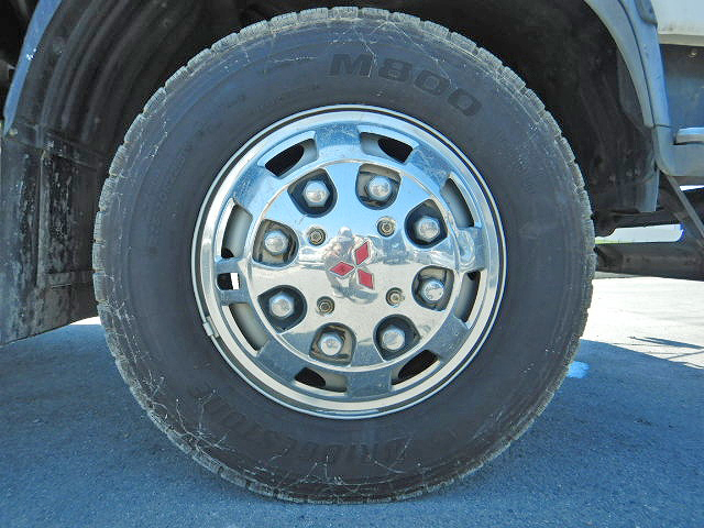 三菱ふそうファイター平ボディ増トン（6t・8t）[写真09]