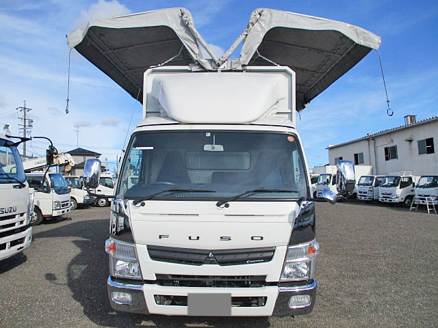三菱ふそうキャンター幌ウイング小型（2t・3t）[写真11]