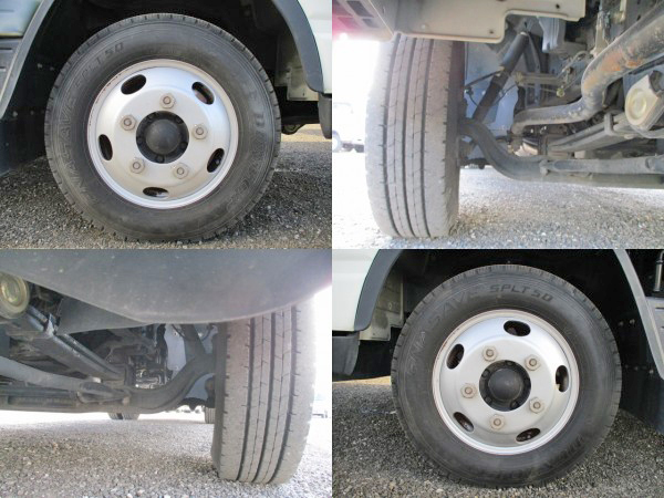 三菱ふそうキャンター幌ウイング小型（2t・3t）[写真16]