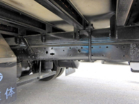 三菱ふそうキャンターアルミウイング小型（2t・3t）[写真12]