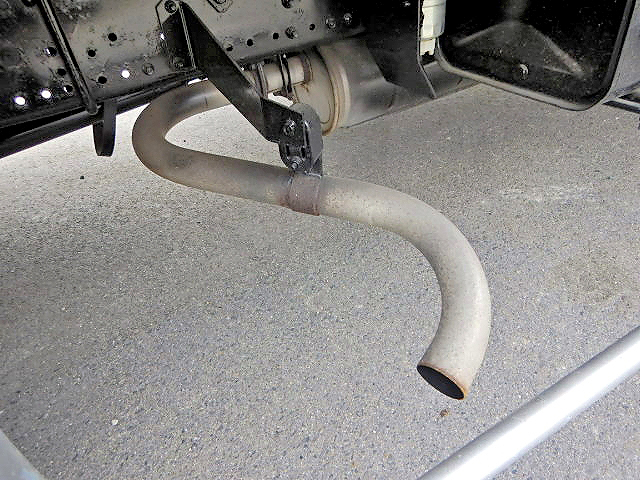 三菱ふそうキャンターアルミウイング小型（2t・3t）[写真18]