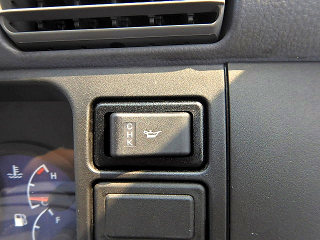 三菱ふそうキャンターアルミウイング小型（2t・3t）[写真28]