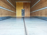 日野レンジャーアルミバン中型（4t）[写真14]