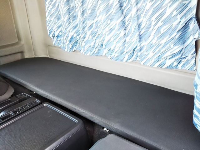 日野レンジャーアルミバン中型（4t）[写真30]