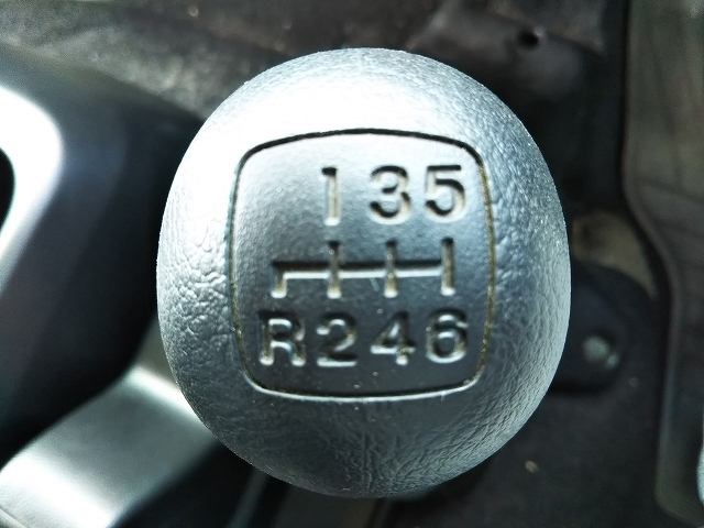 日野レンジャーアルミバン中型（4t）[写真38]