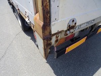 三菱ふそうキャンターアルミブロック小型（2t・3t）[写真11]