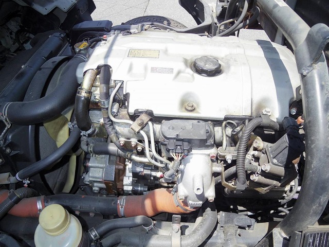 三菱ふそうキャンターアルミブロック小型（2t・3t）[写真13]