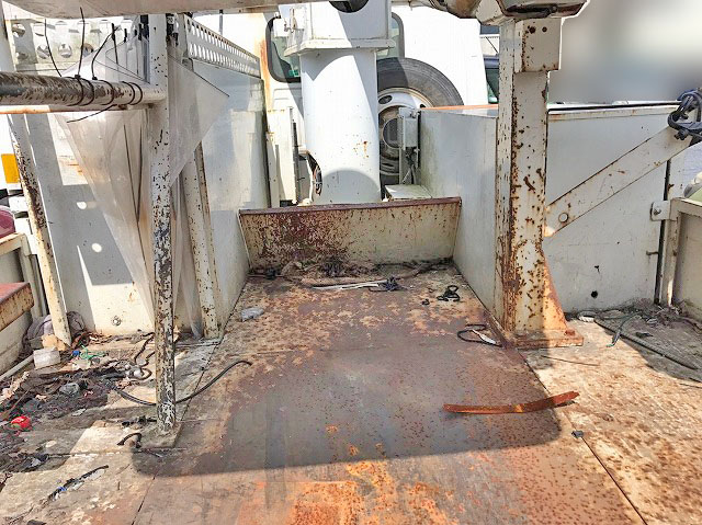 いすゞエルフ高所作業車小型（2t・3t）[写真14]