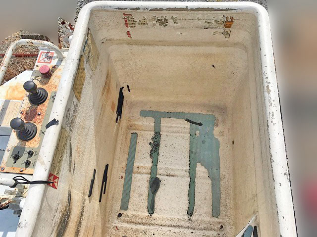 いすゞエルフ高所作業車小型（2t・3t）[写真16]