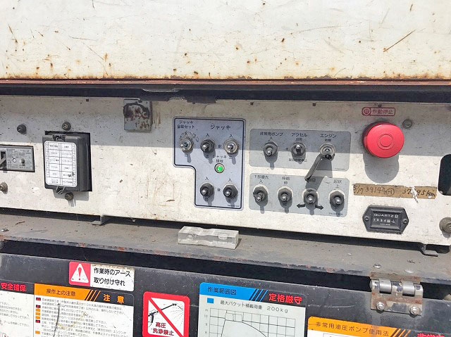 いすゞエルフ高所作業車小型（2t・3t）[写真18]