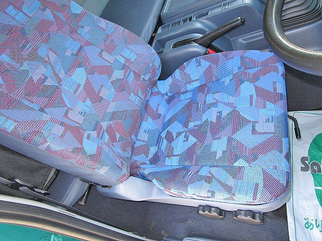 日野レンジャーアルミウイング中型（4t）[写真16]