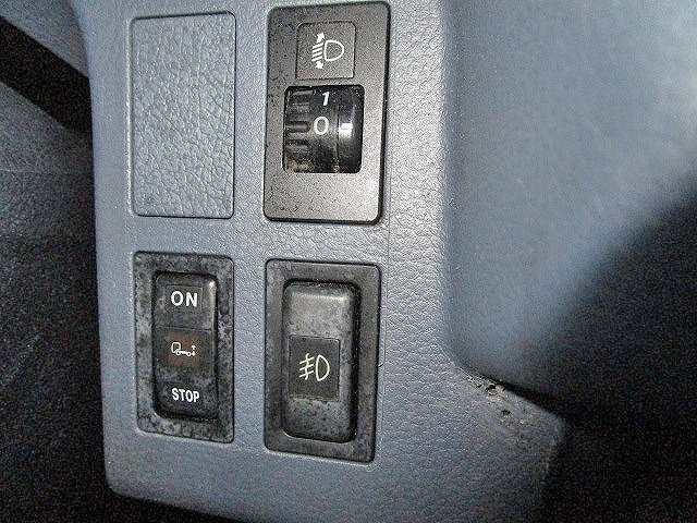 日野レンジャーアルミウイング中型（4t）[写真23]