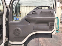 いすゞエルフアルミバン小型（2t・3t）[写真27]