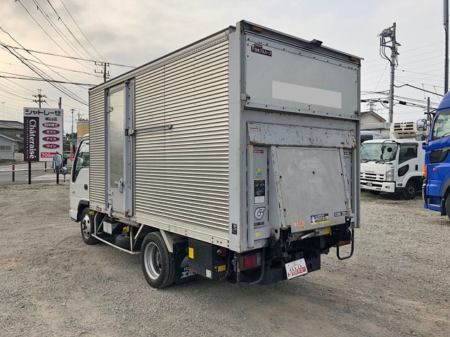 いすゞエルフアルミバン小型（2t・3t）[写真04]
