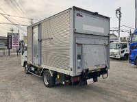 いすゞエルフアルミバン小型（2t・3t）[写真04]
