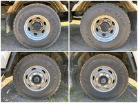 いすゞフォワードユニック4段中型（4t）[写真22]