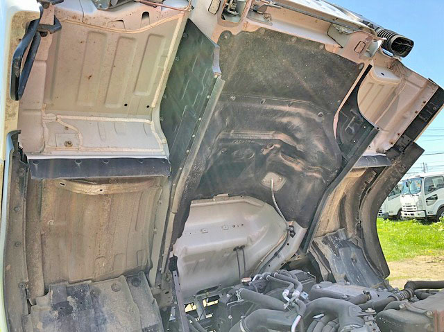 いすゞフォワードユニック4段中型（4t）[写真29]