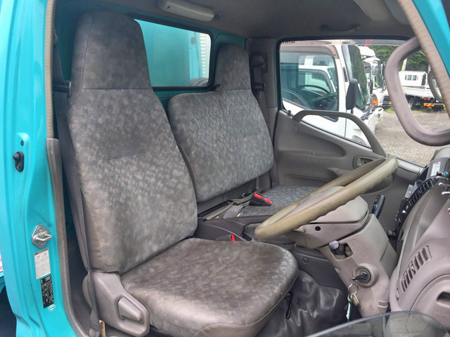 日野デュトロパッカー車（塵芥車）小型（2t・3t）[写真28]