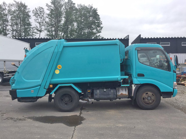 日野デュトロパッカー車（塵芥車）小型（2t・3t）[写真07]