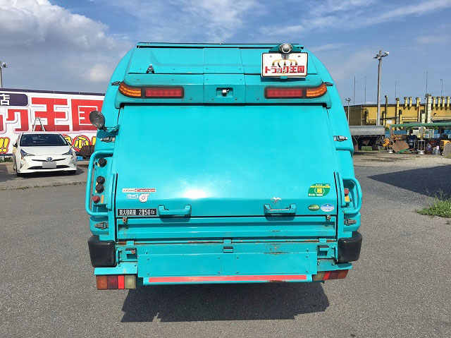 三菱ふそうキャンターパッカー車（塵芥車）小型（2t・3t）[写真09]