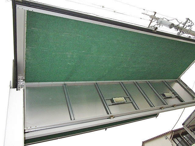 いすゞフォワードアルミウイング中型（4t）[写真13]