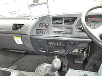 いすゞフォワードアルミウイング中型（4t）[写真37]