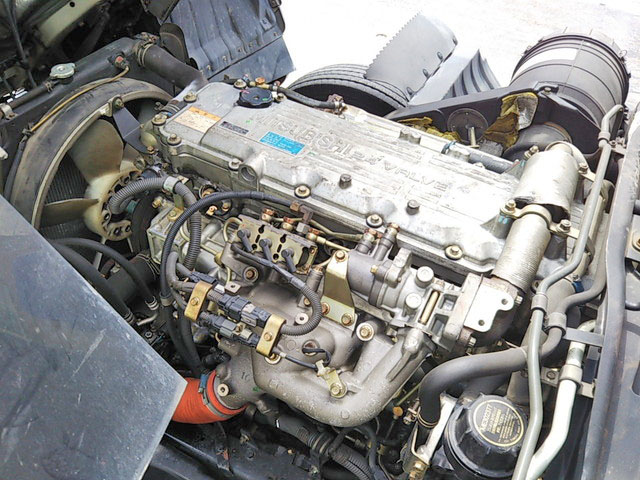 三菱ふそうファイターアルミブロック中型（4t）[写真23]