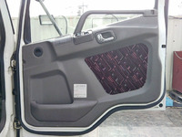 三菱ふそうファイターアルミブロック中型（4t）[写真26]