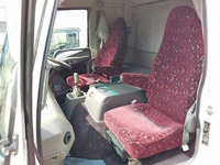 三菱ふそうファイターアルミブロック中型（4t）[写真30]