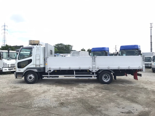 三菱ふそうファイターアルミブロック中型（4t）[写真05]