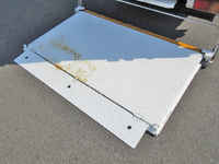 トヨタトヨエースパネルバン小型（2t・3t）[写真17]